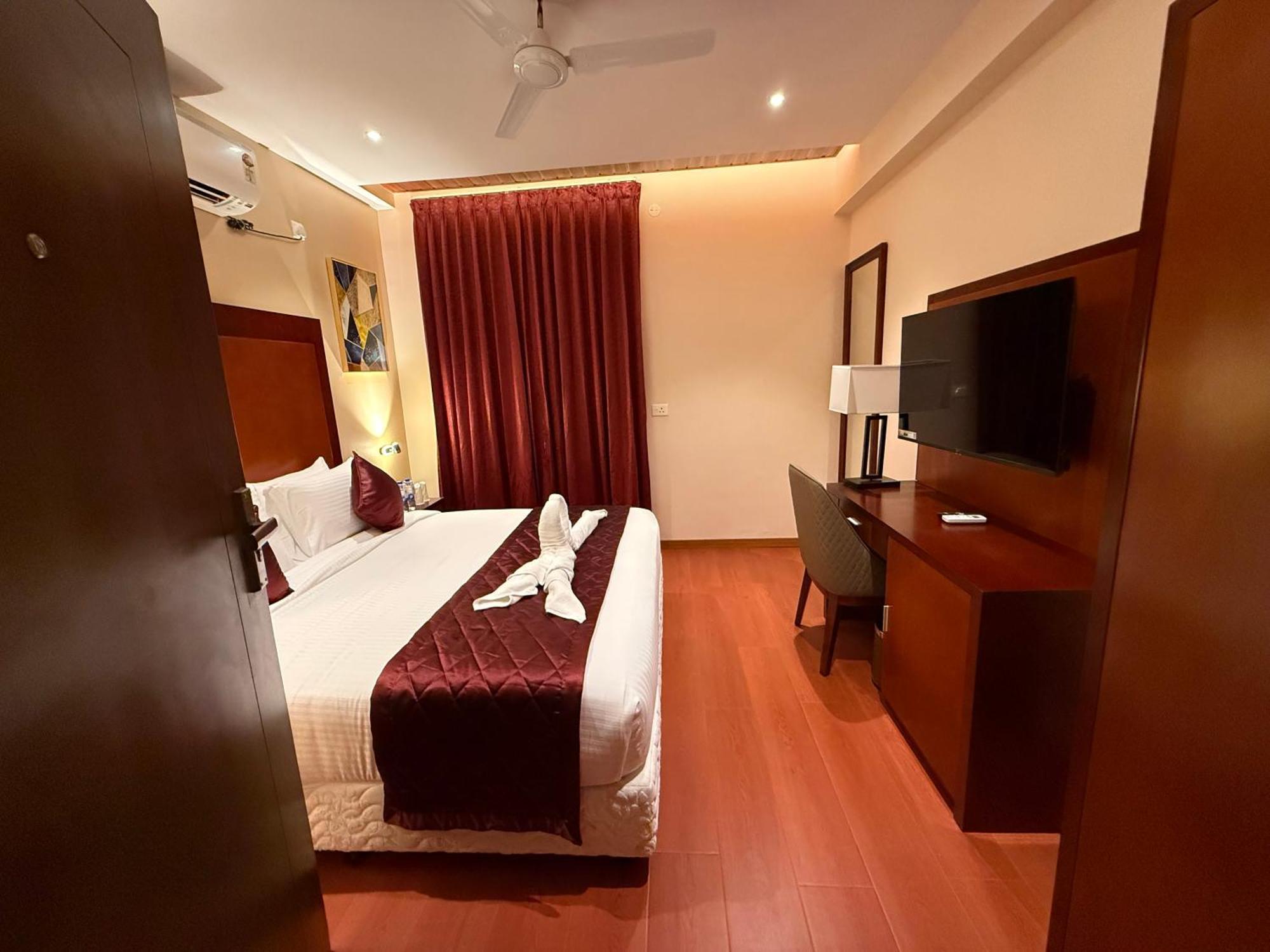 Tiruchirappalli Park Avenue Hotel & Apartments Trichy מראה חיצוני תמונה