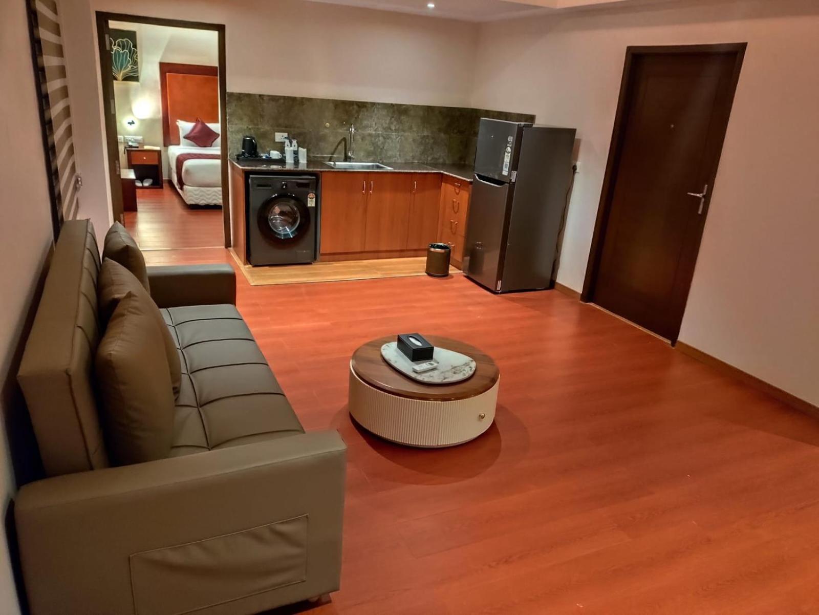 Tiruchirappalli Park Avenue Hotel & Apartments Trichy מראה חיצוני תמונה